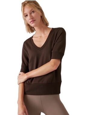 Athleta Step Forward Sweatshirt Tee Dark Brown Size M Short Sleeve Athleisure